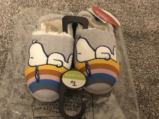 PEANUTS * SNOOPY * GIRLS SLIPPERS * SHOE SIZE 8-9 * BNWT