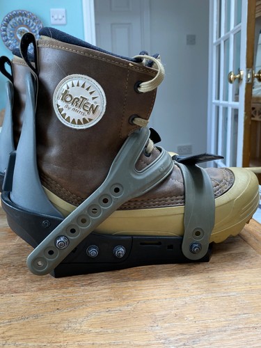 Snowboard boots and bindings - boots,