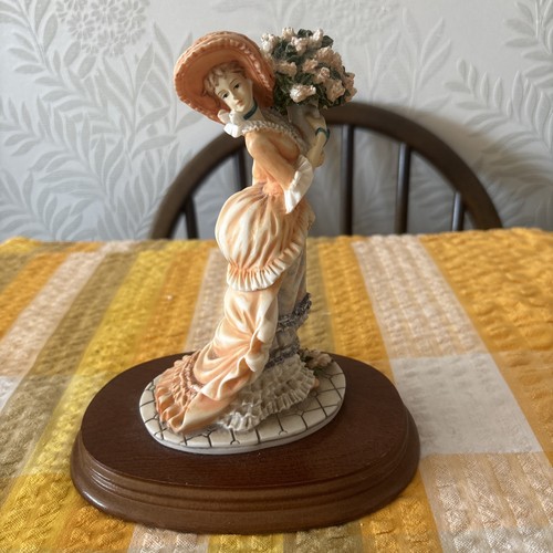 Leonardo figurine gathering - leonardo,