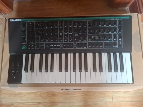 Pwm mantis voice polyphonic - mantis,