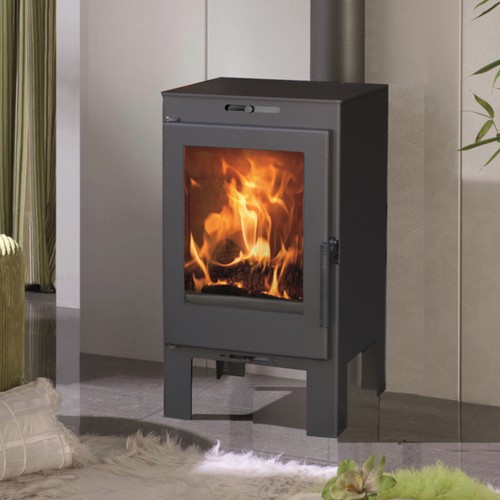 Wood burning stove with rear - with,