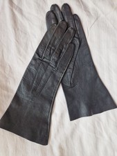 CC41 Utility vintage ladies gloves, black leather, unworn WW2 1940s noir