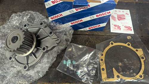 Bosch water pump - pump, 987