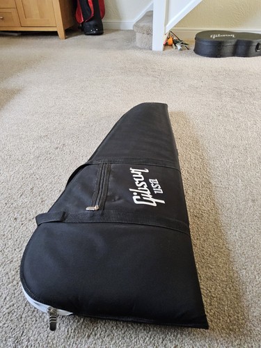 Gibson les paul guitar - gibson, bag
