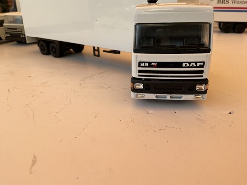 Lion toys daf truck - lion,