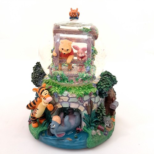 Disney winnie the - winnie,