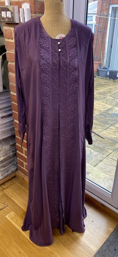 Dubai women abaya burka - abaya, jilbab