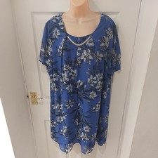David Emanuel Size 24  Stylish