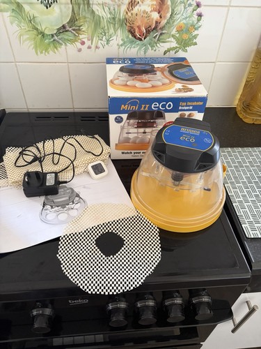 Brinsea manual incubator and - brinsea,