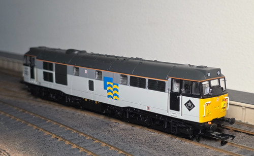 Bachmann 823 class 319 - class, 31