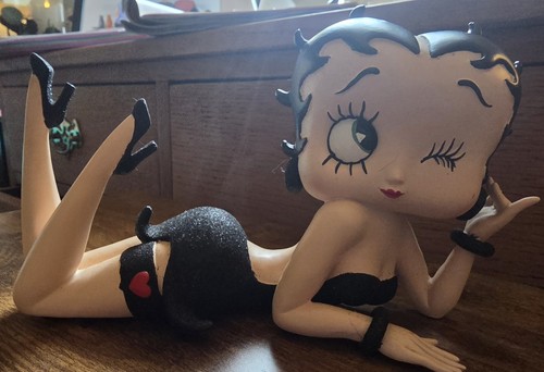 Betty boop lying down black - boop,