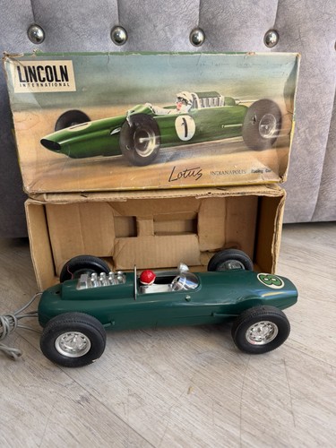 Lincoln international lotus - lincoln,