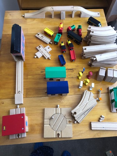 Brio wooden train set - train,