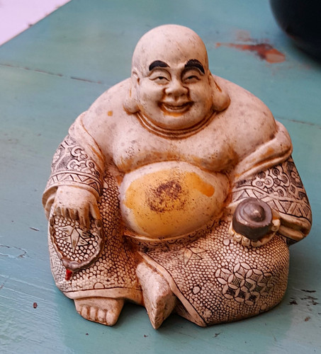 Seated laughing buddha - laughing,