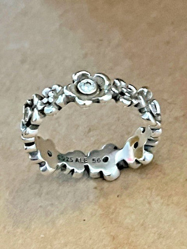 Genuine retired pandora flower - genuine,
