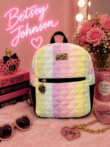 Betsey johnson luv - johnson,