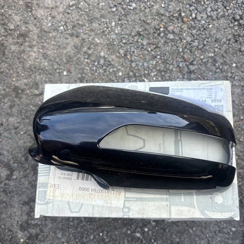 Mercedes w211 passenger - mercedes,