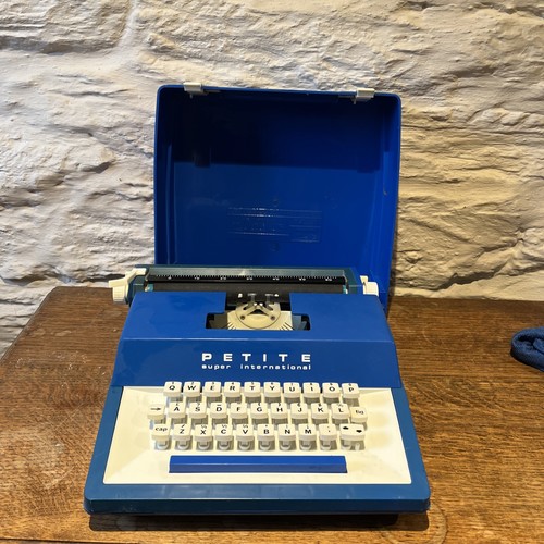 Vintage boxed petite - boxed, super