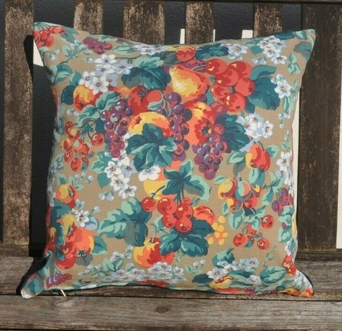 Vintage laura ashley - 16",