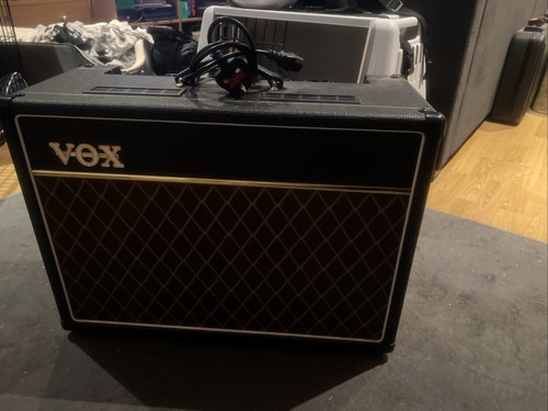 Vox ac15c1 electric guitar - vox,
