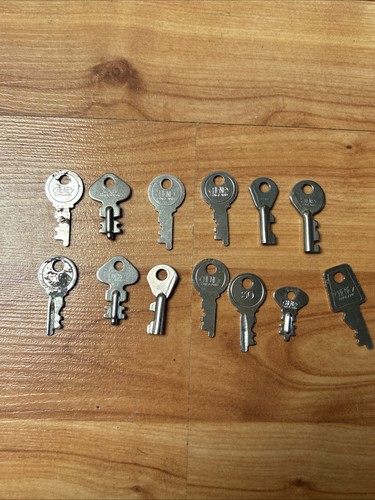 13x vintage cheney keys for - ,