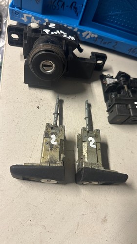 Key set ignition lock door