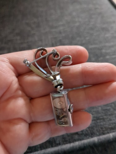 Vintage juvenia brooch - vintage,