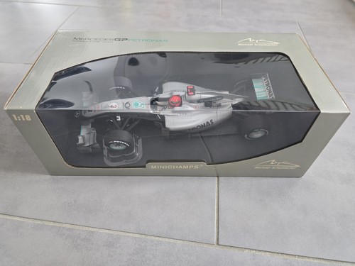 Minichamps mercedes gp - minichamps, 1/18