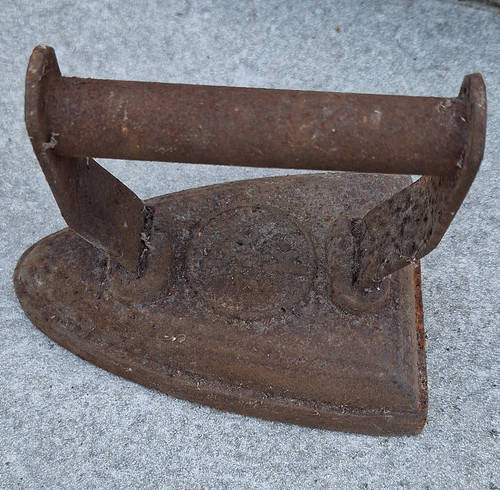 Vintage cast iron clothes flat - iron,