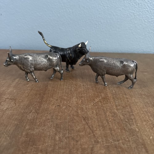 Small set heavy bulls - set,