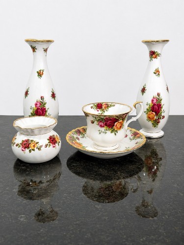 Royal albert old country roses - old,