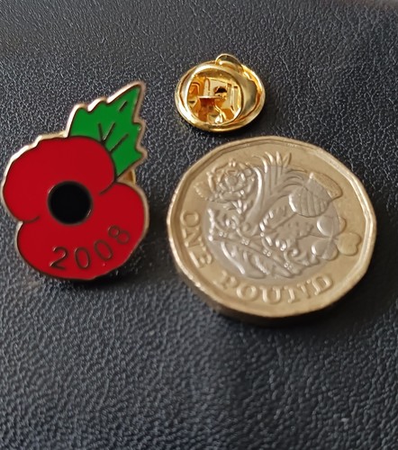 2008 rememberance badge - 2008,