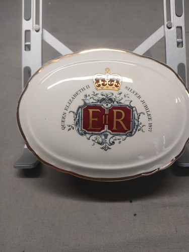 Queen elizabeth silver - queen,
