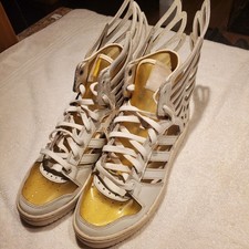 Jeremy Scott Wings Cutout 2.0