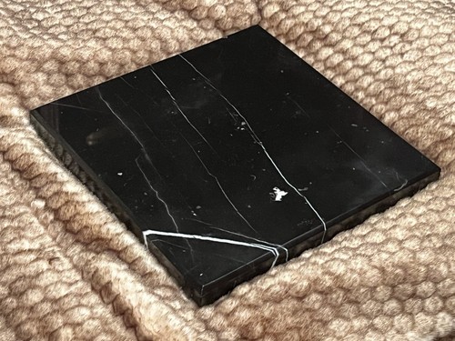 Black marble statue base - marble,