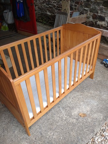 Pine cot bed - mattress,, 18