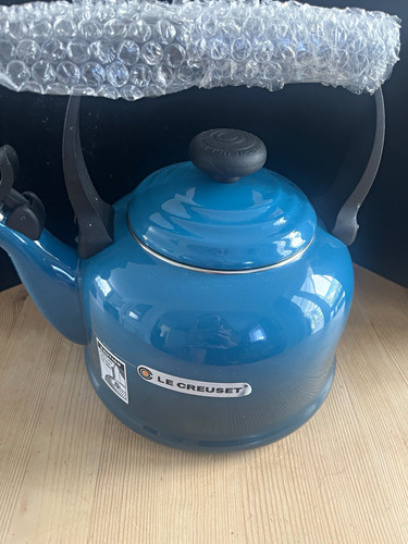 Creuset blue whistling - le,