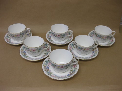 Aynsley wild tudor tea - tudor, cups