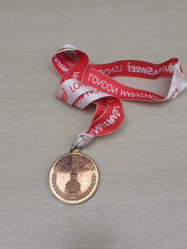 London marathon medal 1994 - marathon,
