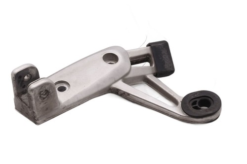 Footrest bracket support plate