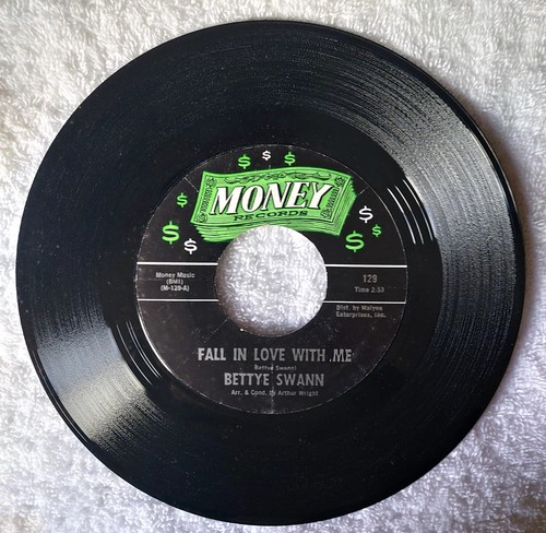 Bettye swann fall love - swann,