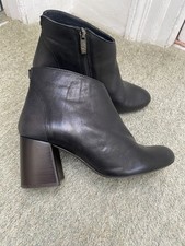 Ted And Muffy Duo General