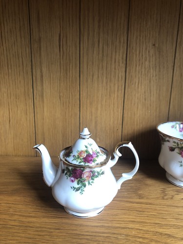 Royal albert old country roses - albert,