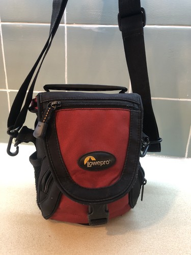 Lowepro nova micro camera - micro, aw