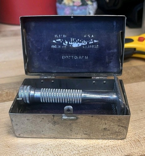 Old shaving razor with - old,