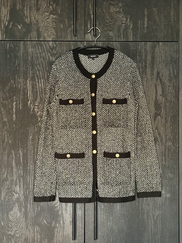 Em jacket - me, &