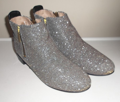 Russell bromley zip - russell, &