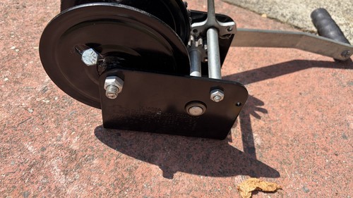 Hand winch suits - winch,
