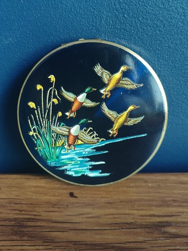 Vintage stratton compact - vintage,