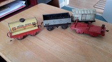4 MIXED O GAUGE WAGONS.BP